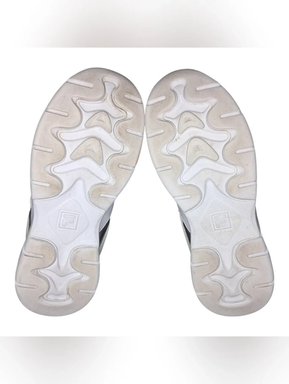 FILA Ray Shoes White Iridescent Streetwear Fashion Sneakers Women's Size 7